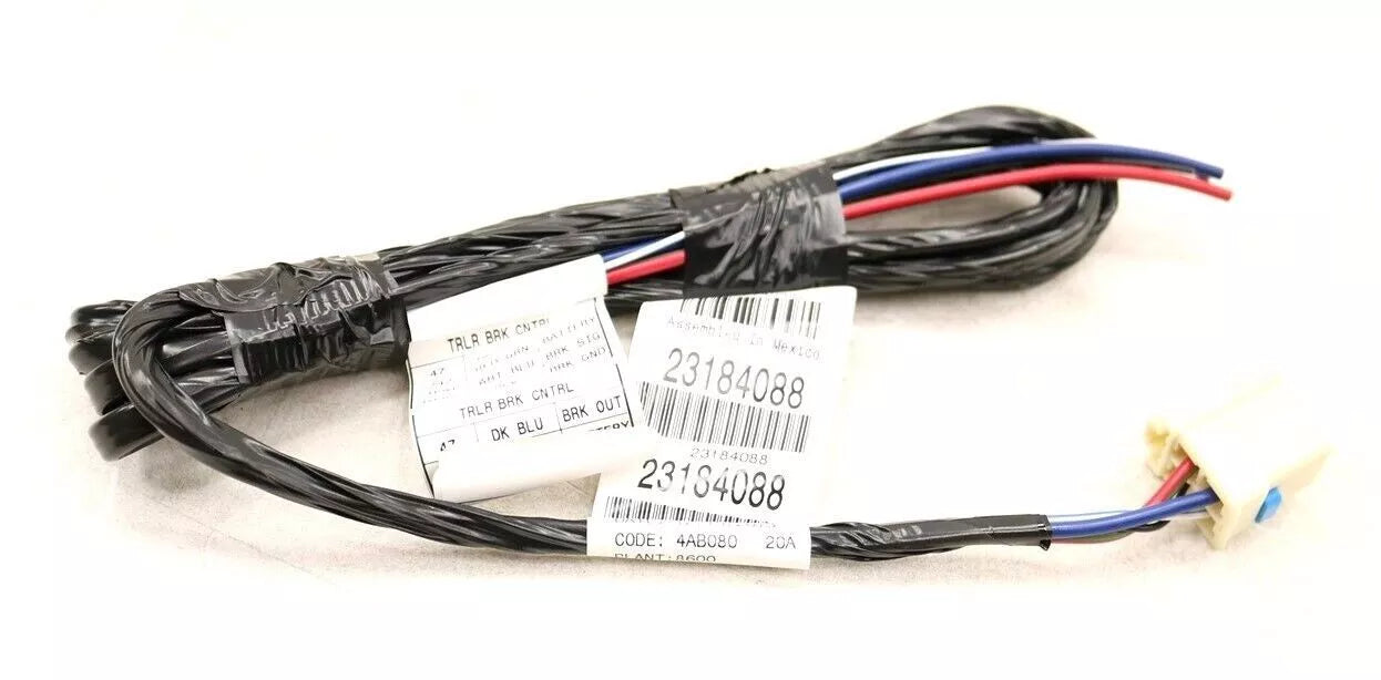 NEW OEM GM Trailer Brake Control Wire Harness Adapter 23184088