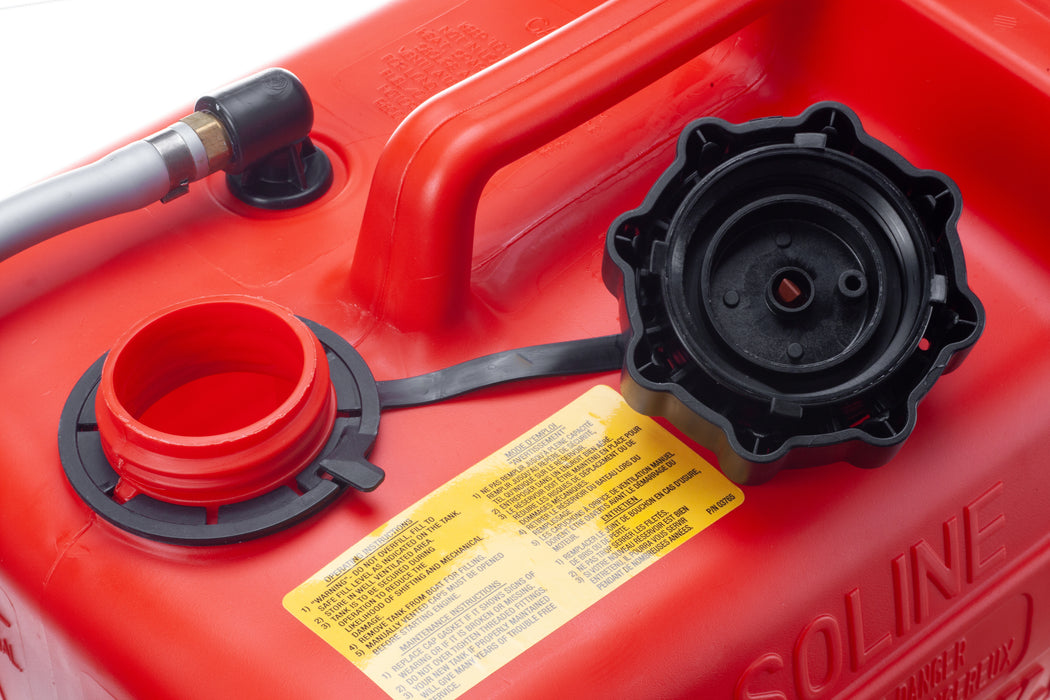 Quicksilver 8M0045692 Portable Marine Boat Fuel Tank with Fuel Demand Valve, 3.2 Gallon Capacity