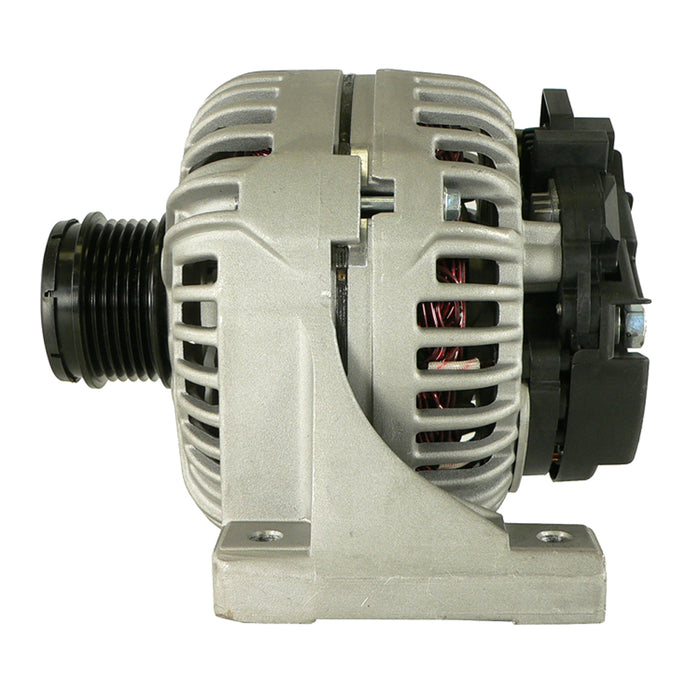 Quicksilver 8M6007513 Alternator, 12-Volt/140 Amp for Volvo, Marine, Bosch
